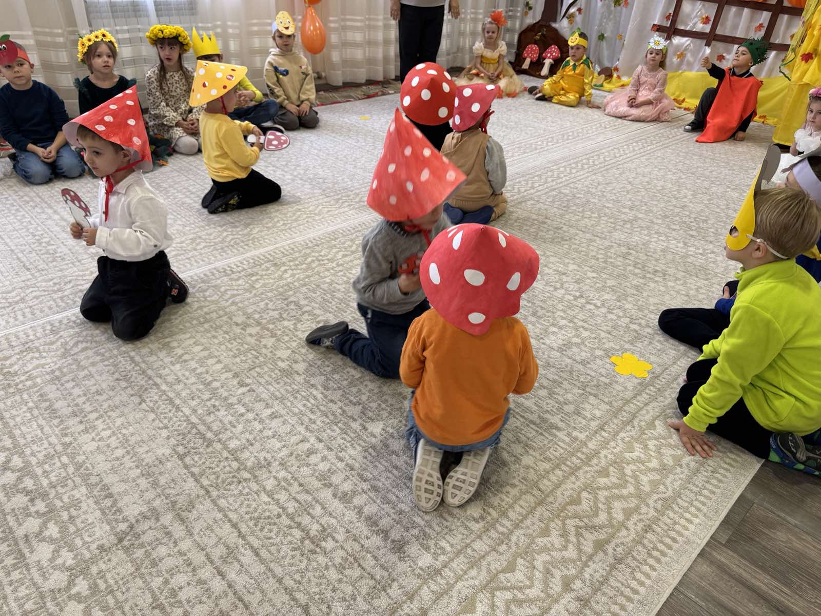 Activitate extracurirculară ,,Iar e toamnă în calendar,,